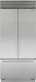Front view of the Sub-Zero CL3650UFD/S/T refrigerator